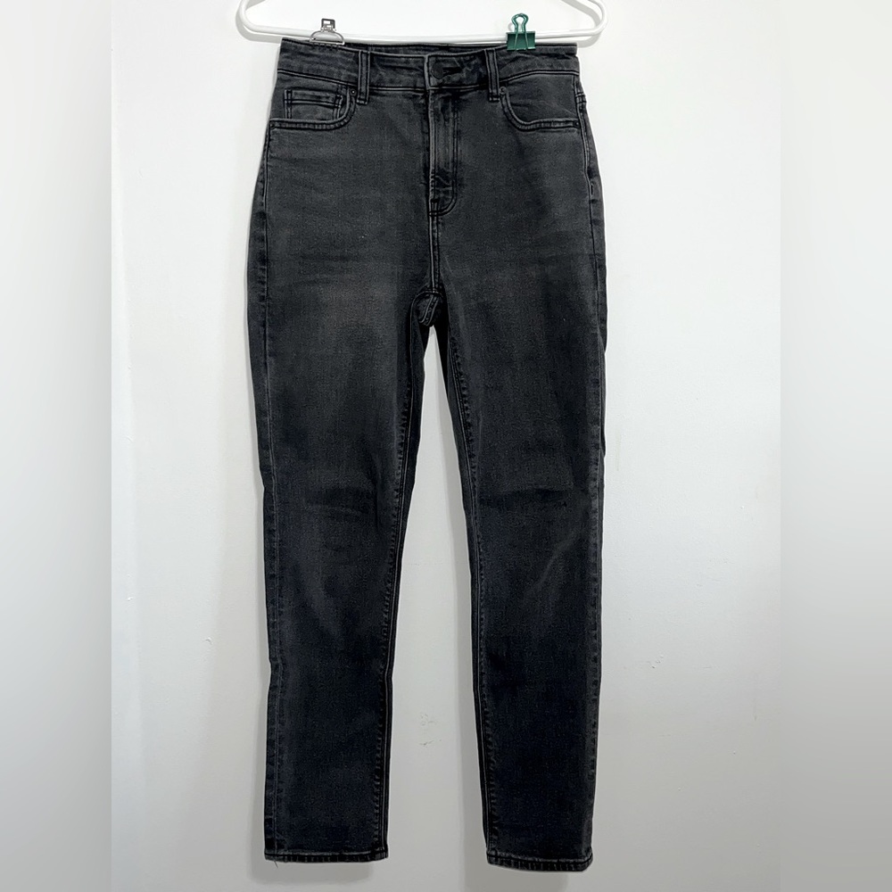 ✿ Mom Jeans - American Eagle